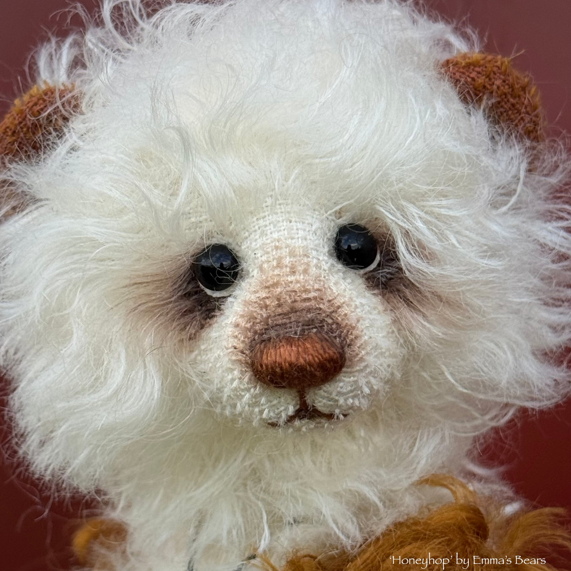 Honeyhop - 7" Wiggly Mohair Artist Bear by Emma's Bears - OOAK