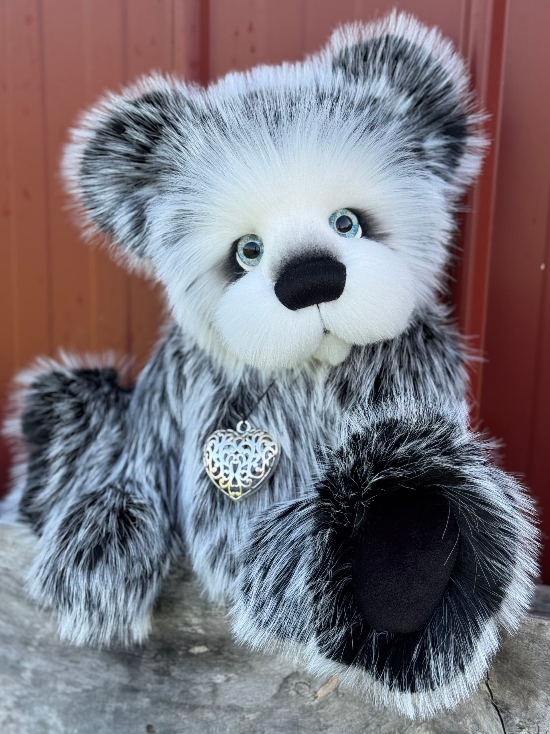 Bubbledove - 17" Luxury faux fur artist bear by Emma's Bears - OOAK