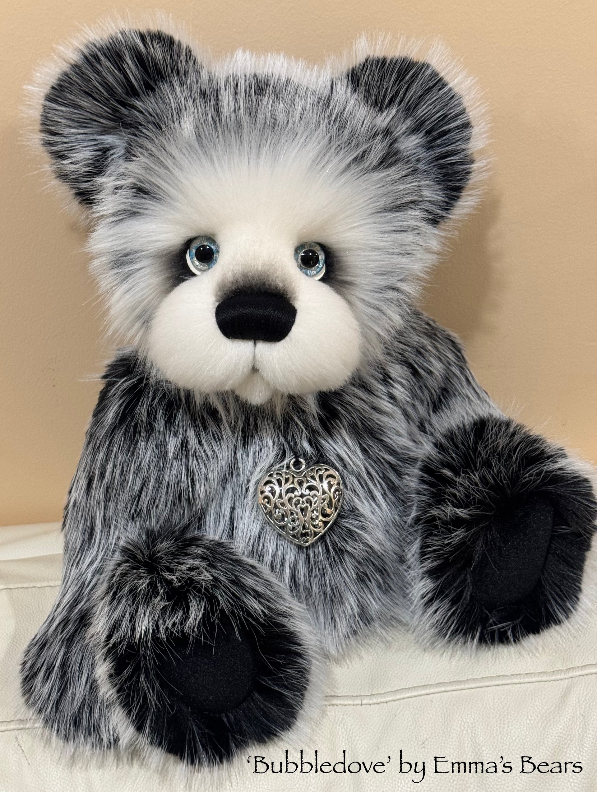 Bubbledove - 17" Luxury faux fur artist bear by Emma's Bears - OOAK