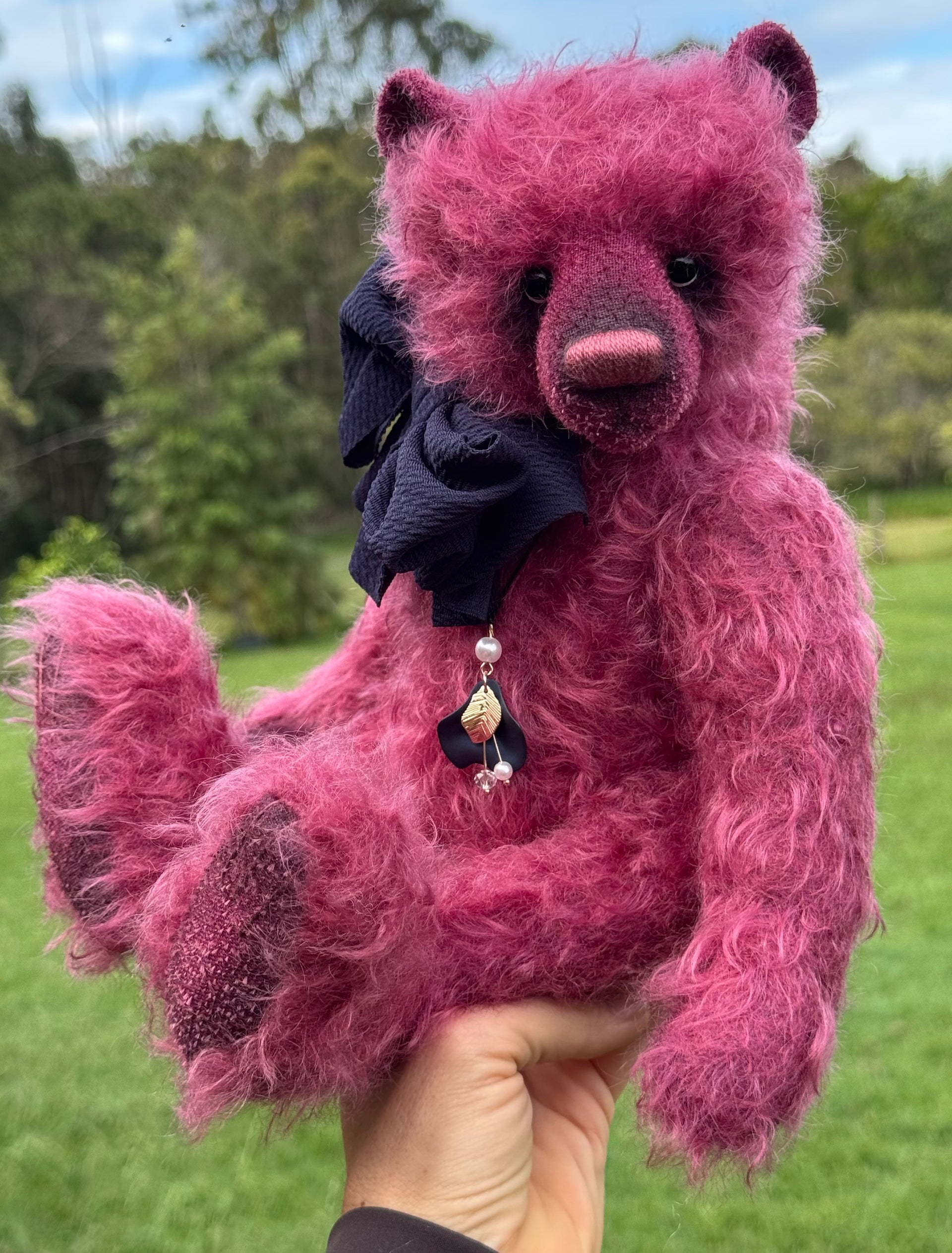 Figberry - 13" Traditional mohair bear by Emma's Bears - OOAK