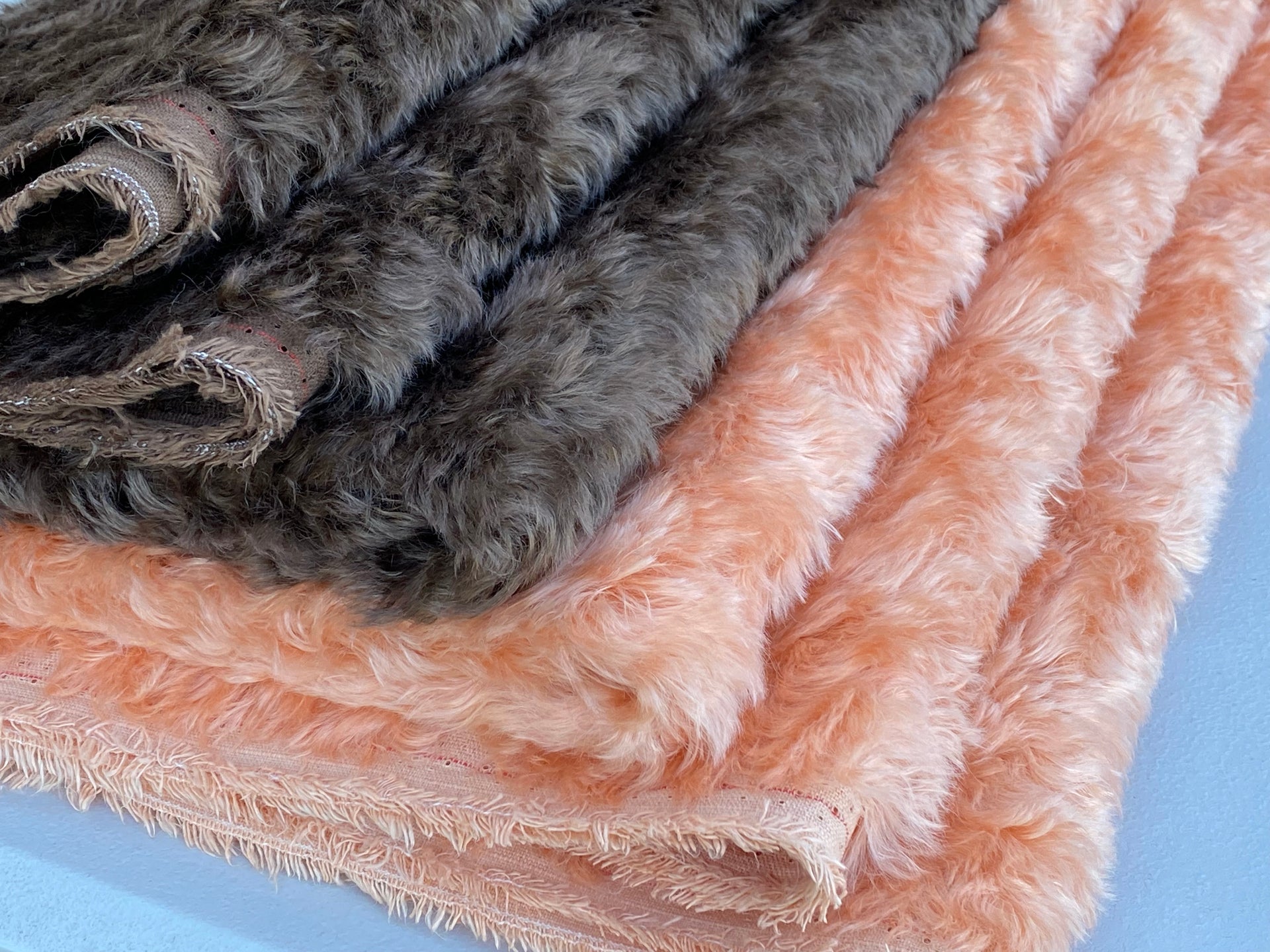Dark Chocolate - curly mohair/viscose blend fur