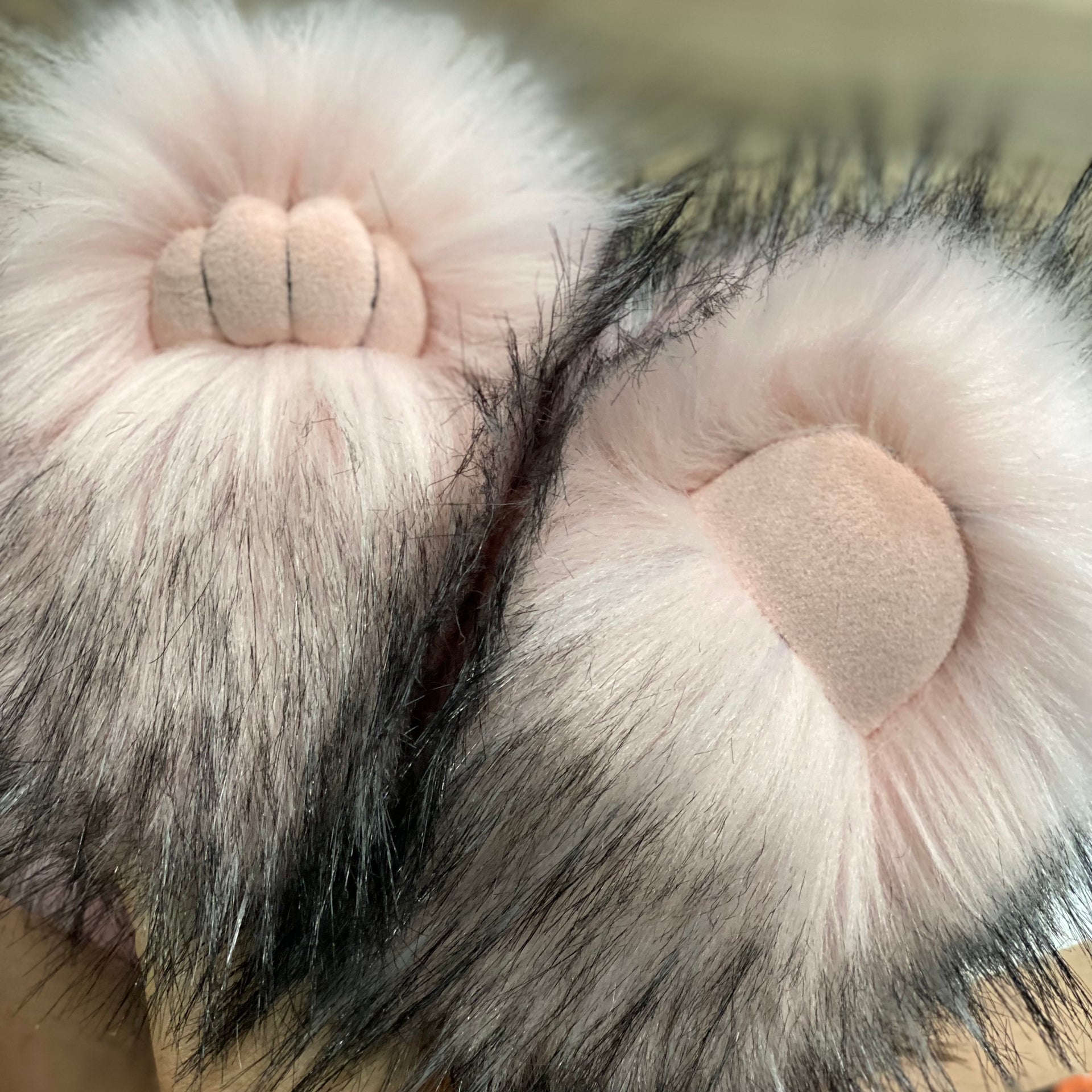 KIT - 21" Faux Fur Orchid Bunny