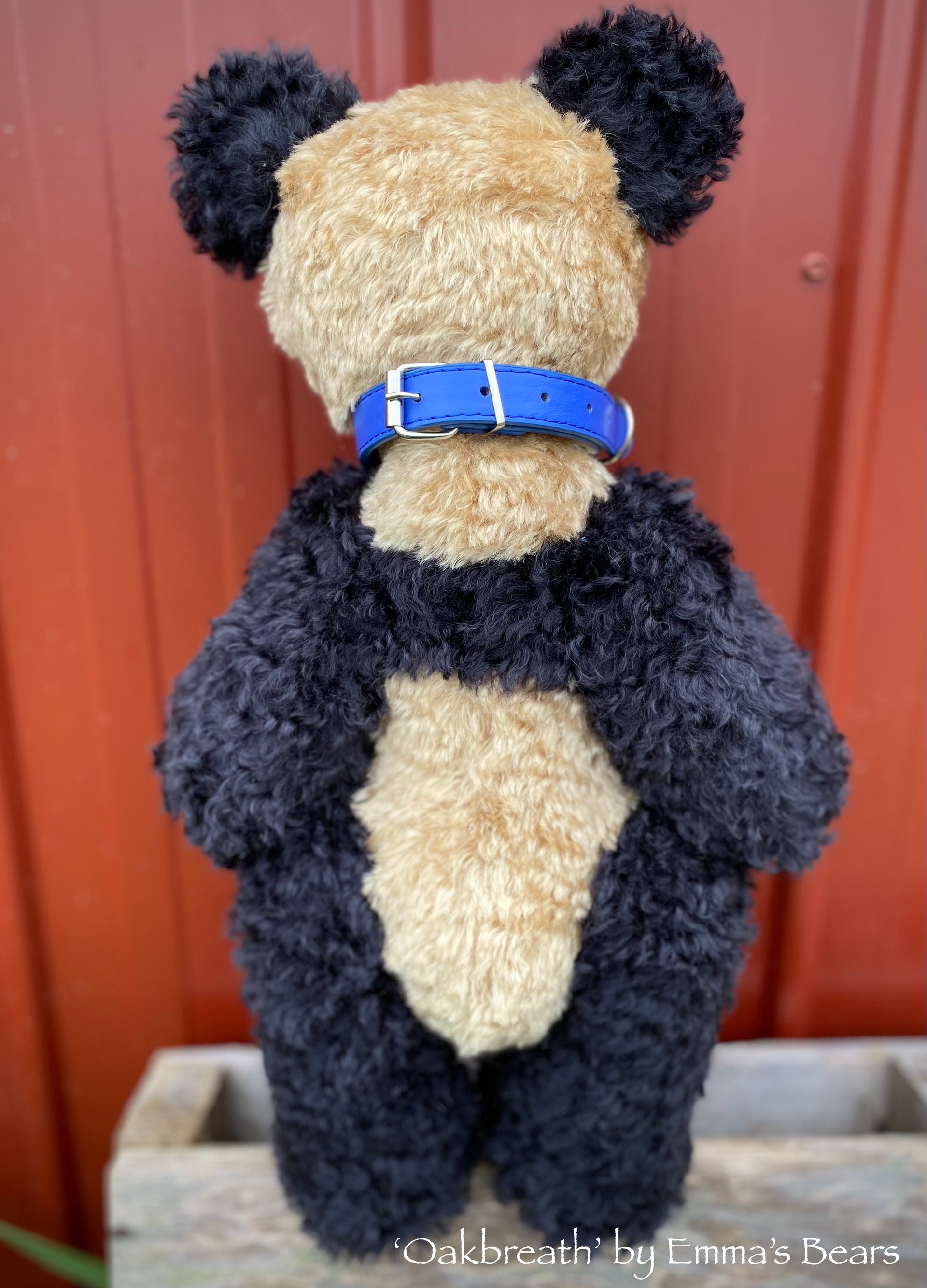 Oakbreath - 18" mohair artist panda bear by Emma's Bears - OOAK
