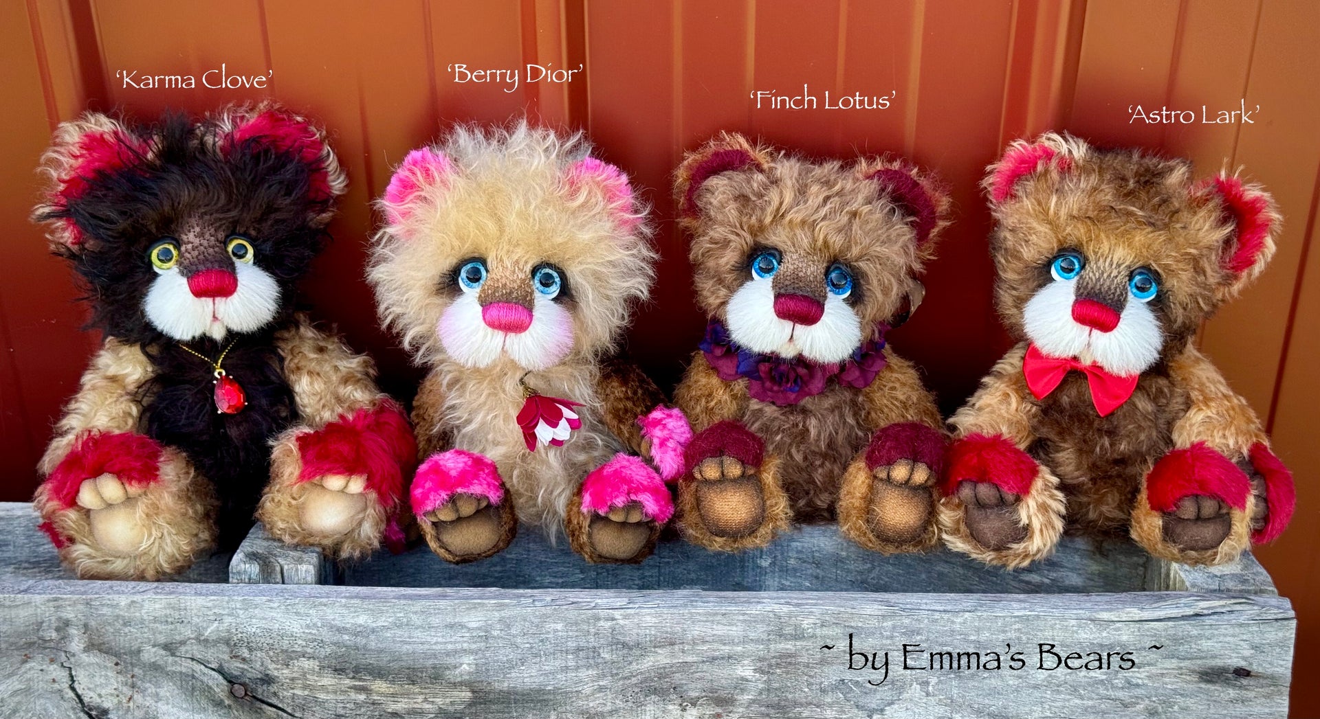 Finch Lotus - 9" Mohair Artist Bear by Emma's Bears - OOAK