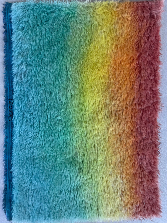 Medium Alpaca  - Hand Dyed Summer Haze - Fat 1/8m - DEC081