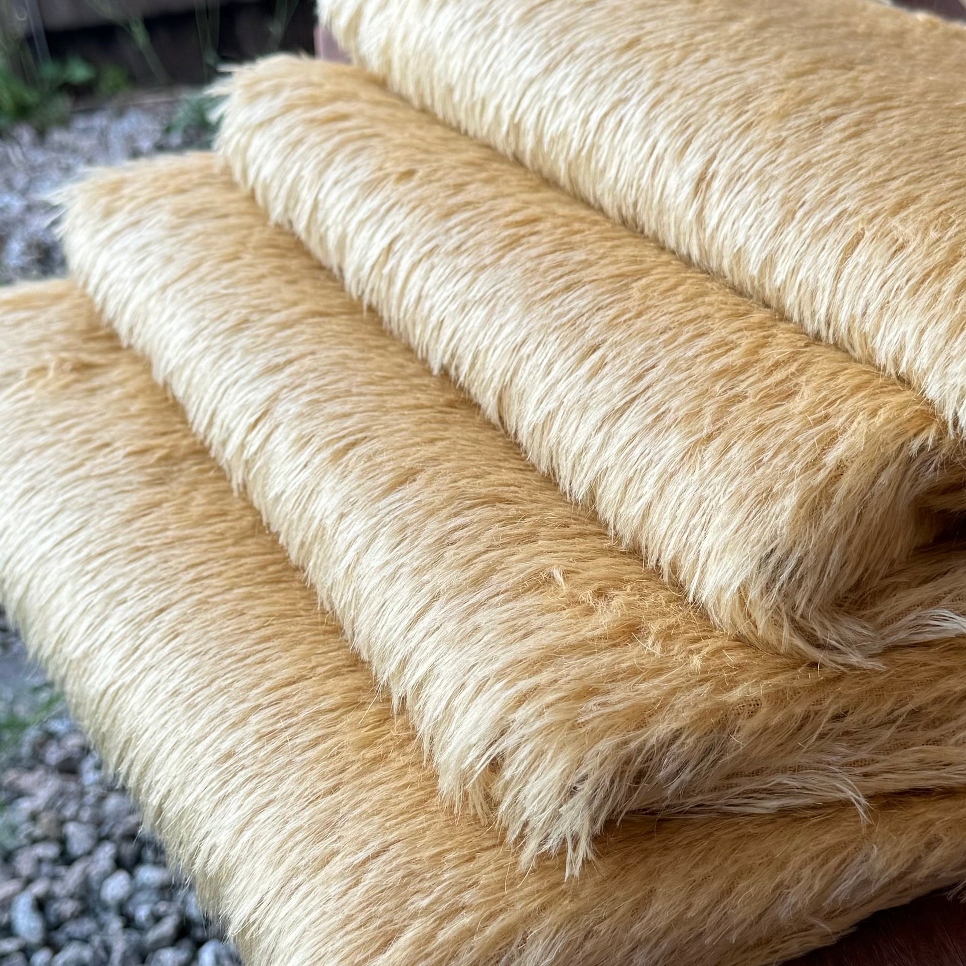 Oriella - Golden Blonde Straight Pile Mohair