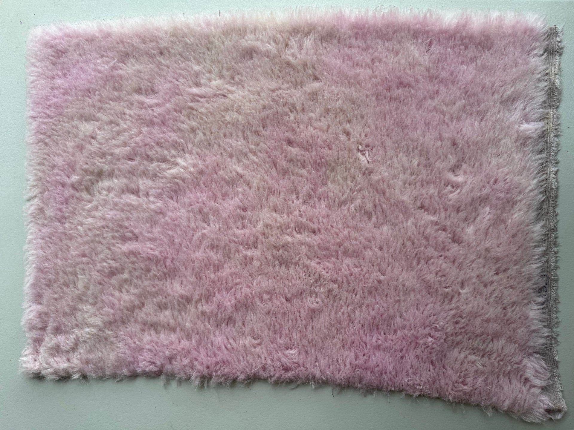 Long Alpaca - Hand Dyed Porcelain Pink Batik - Fat 1/4m - FEB104