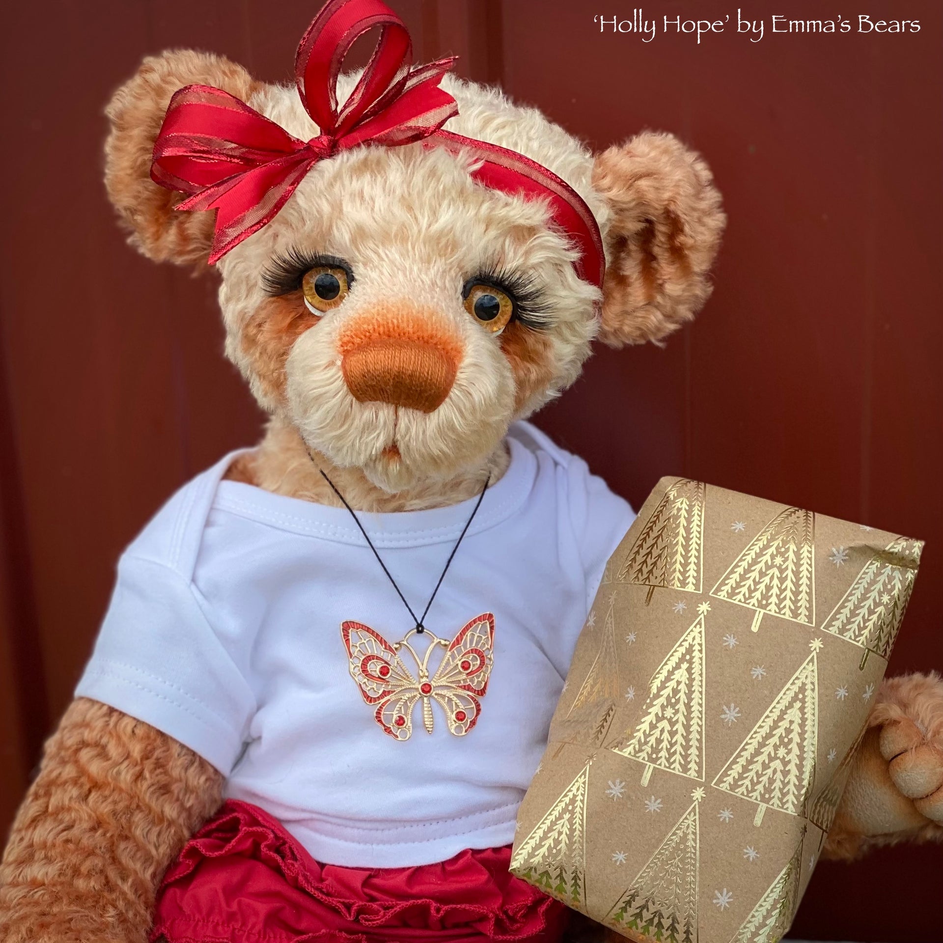 Holly Hope - 21" Christmas 2023 Artist Bear by Emma's Bears - OOAK