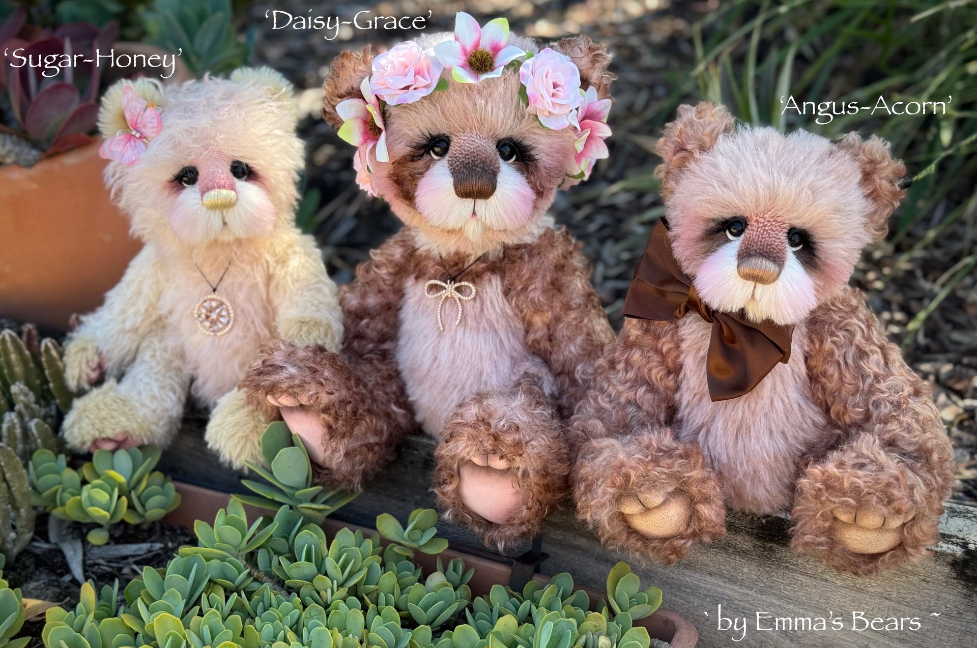 Angus-Acorn - 11" Hand-dyed curly kid mohair Artist Bear by Emma's Bears - OOAK