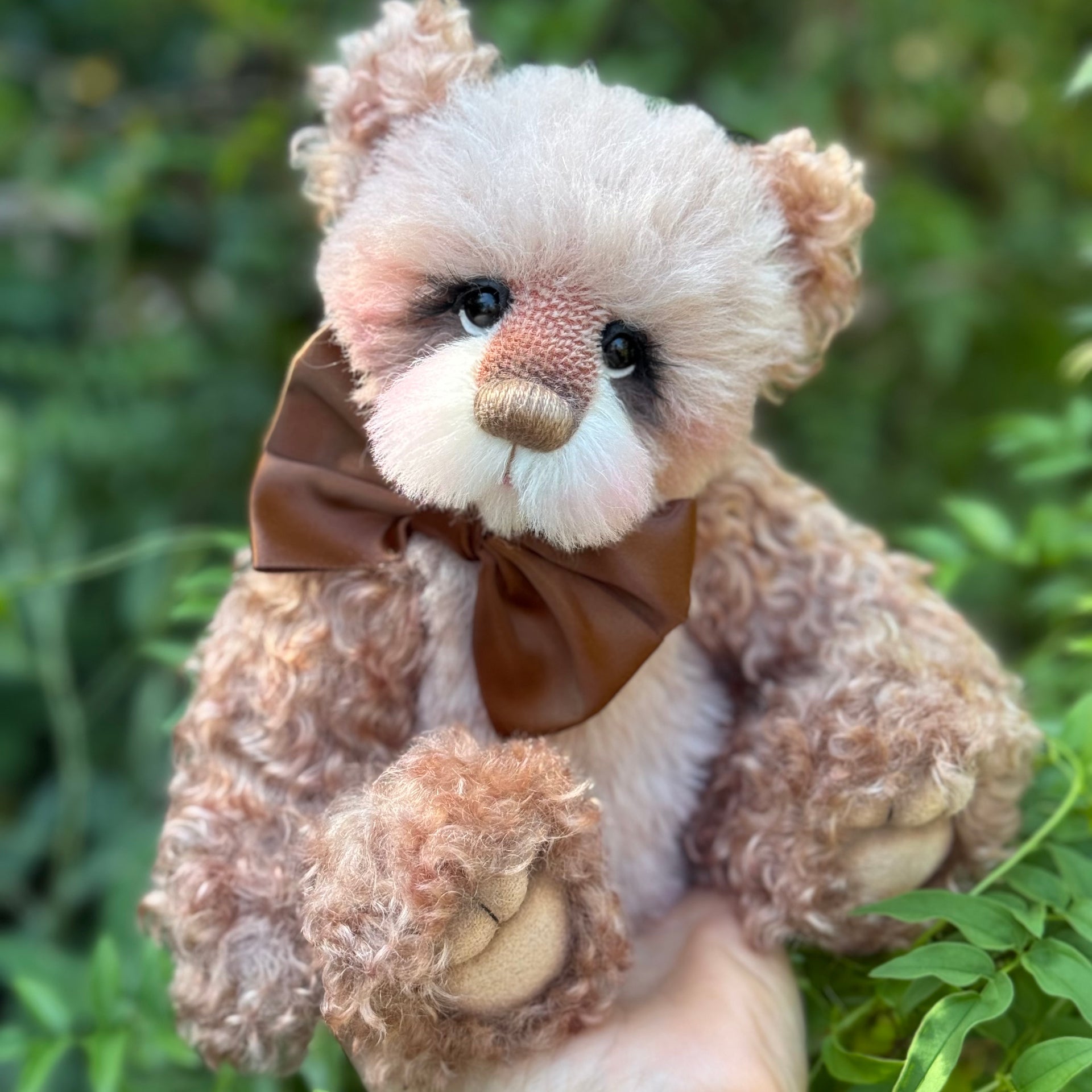 Angus-Acorn - 11" Hand-dyed curly kid mohair Artist Bear by Emma's Bears - OOAK