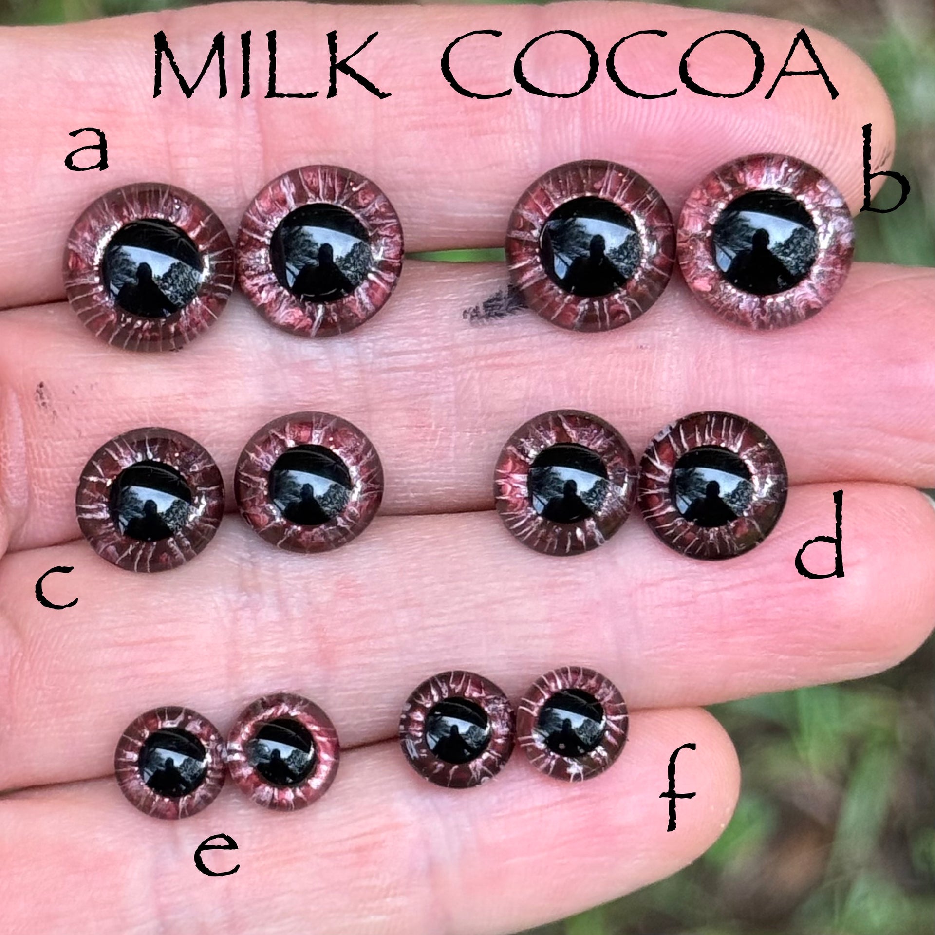 Hand Painted Eyes - Milk Cocoa