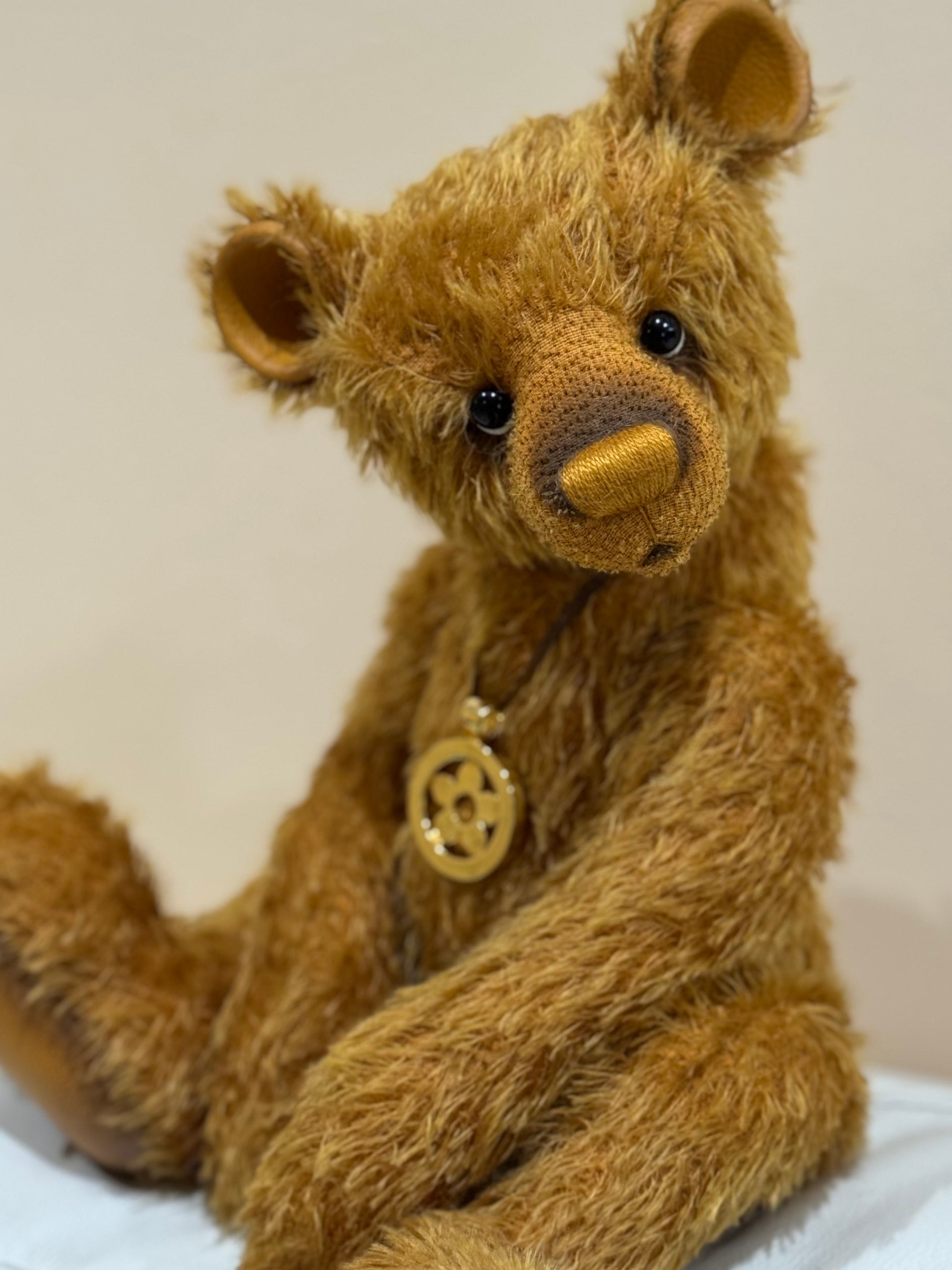 Foxglove - 16" Traditional mohair bear by Emma's Bears - OOAK