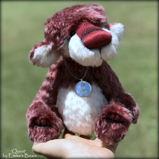 Quest - 20 Years of Emma's Bears Commemorative Teddy - OOAK in a series