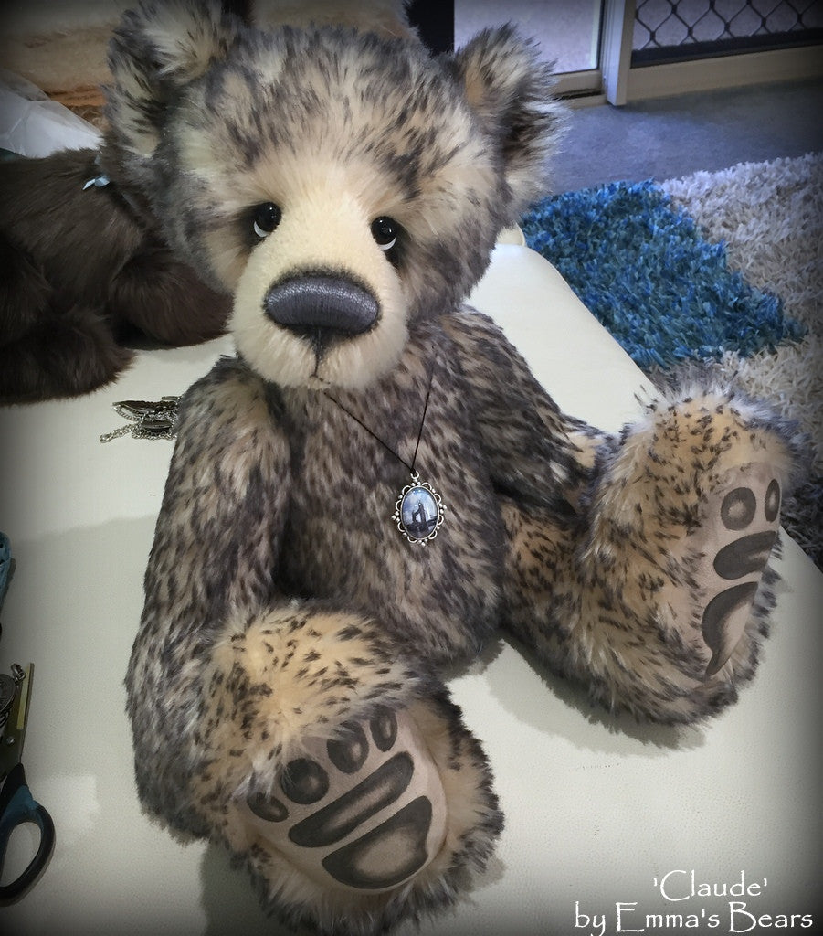 Claude - 17IN mohair bear by Emmas Bears - OOAK