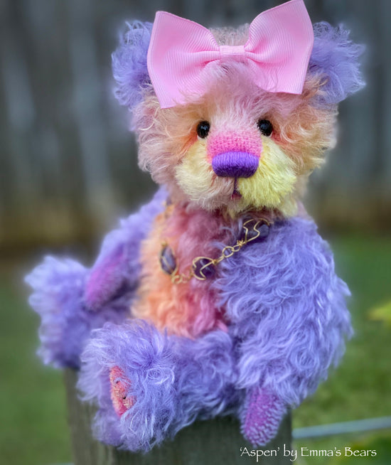Aspen - 9" hand dyed kid mohair bear by Emmas Bears - OOAK